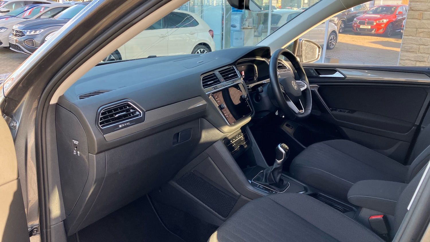 Used Volkswagen Tiguan Allspace 2024 for sale - 76611527: Photo 2