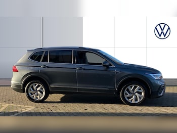 Used Volkswagen Tiguan Allspace 2024 for sale - 76611527: Photo
