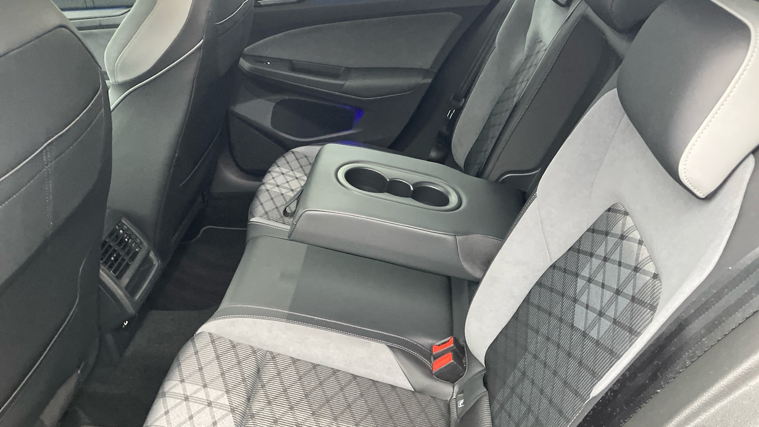 Used Volkswagen Golf 2021 for sale - 76791707: Photo 44