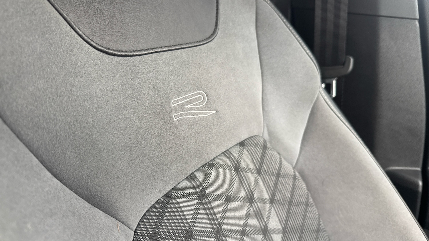 Used Volkswagen T-Roc 2022 for sale - 77591280: Photo 35