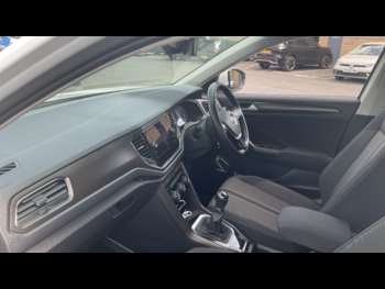 Used Volkswagen T-Roc 2020 for sale - 74730418: Photo