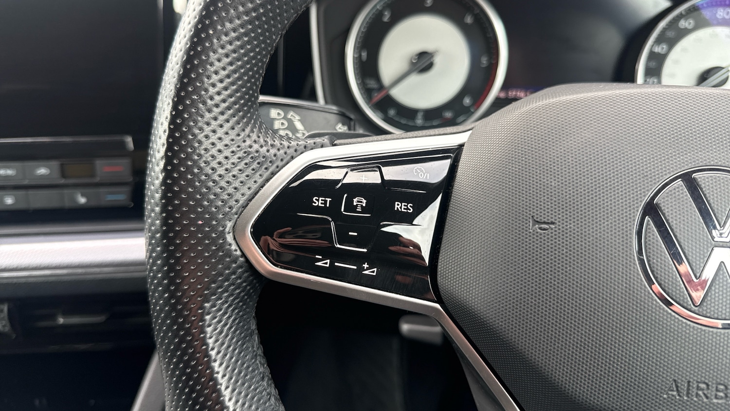 Used Volkswagen Touareg 2021 for sale - 77988931: Photo 17