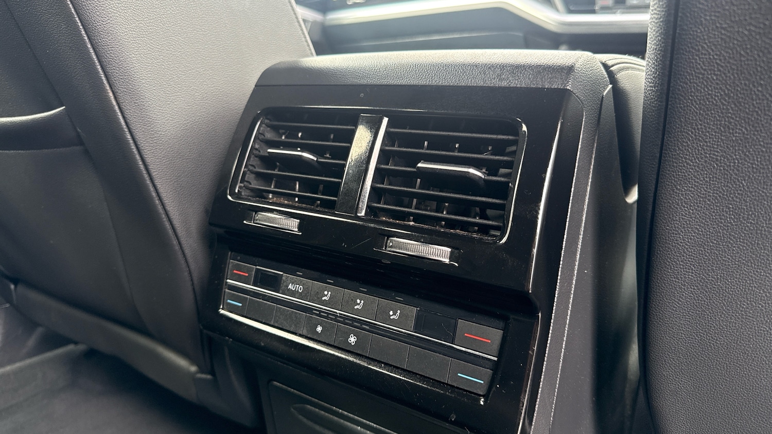 Used Volkswagen Touareg 2021 for sale - 77988931: Photo 29