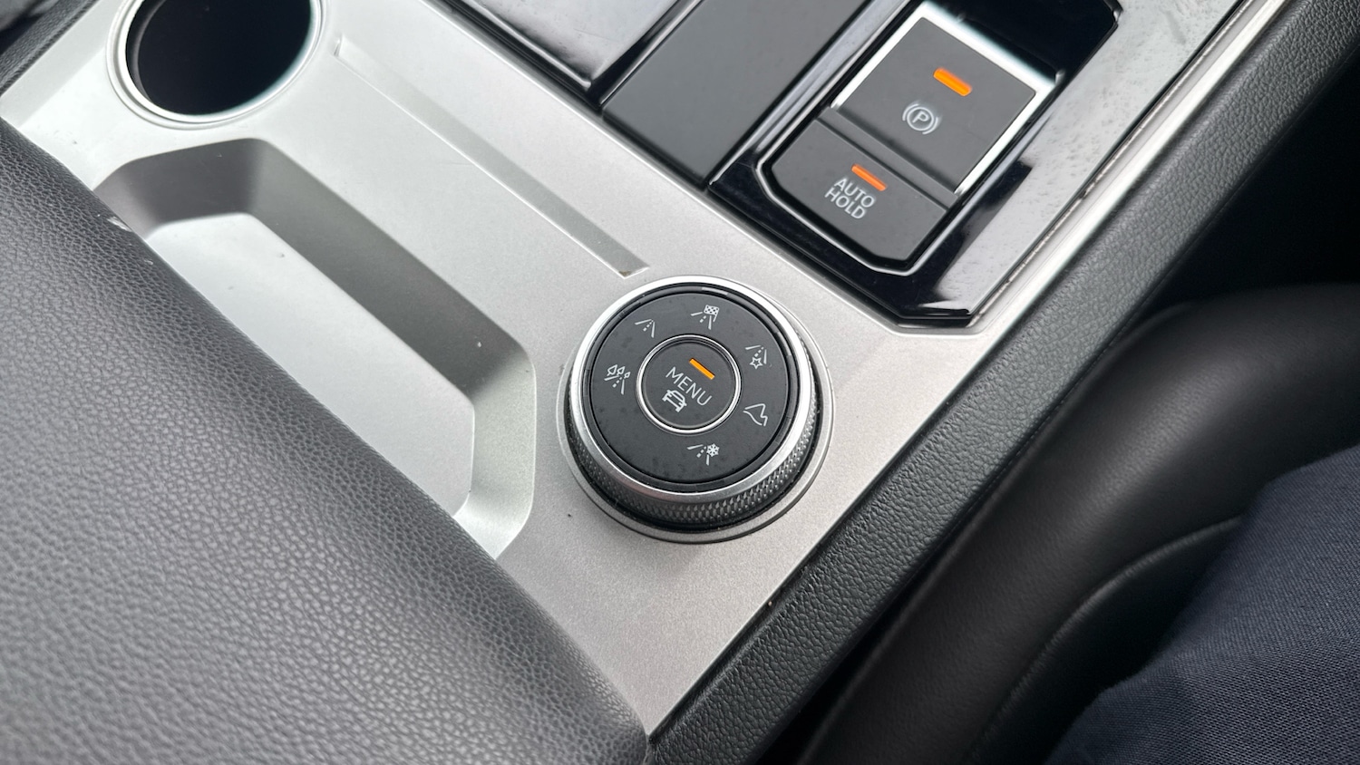 Used Volkswagen Touareg 2021 for sale - 77988931: Photo 39