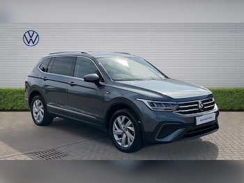 Used Volkswagen Tiguan Allspace 2023 for sale - 78973353: Photo