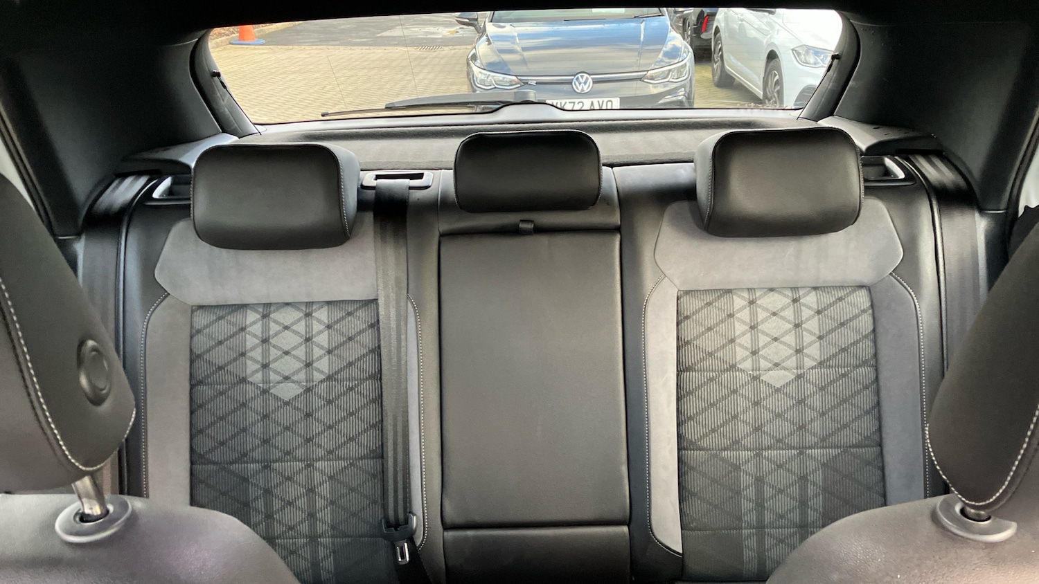 Used Volkswagen T-Roc 2022 for sale - 77023314: Photo 16