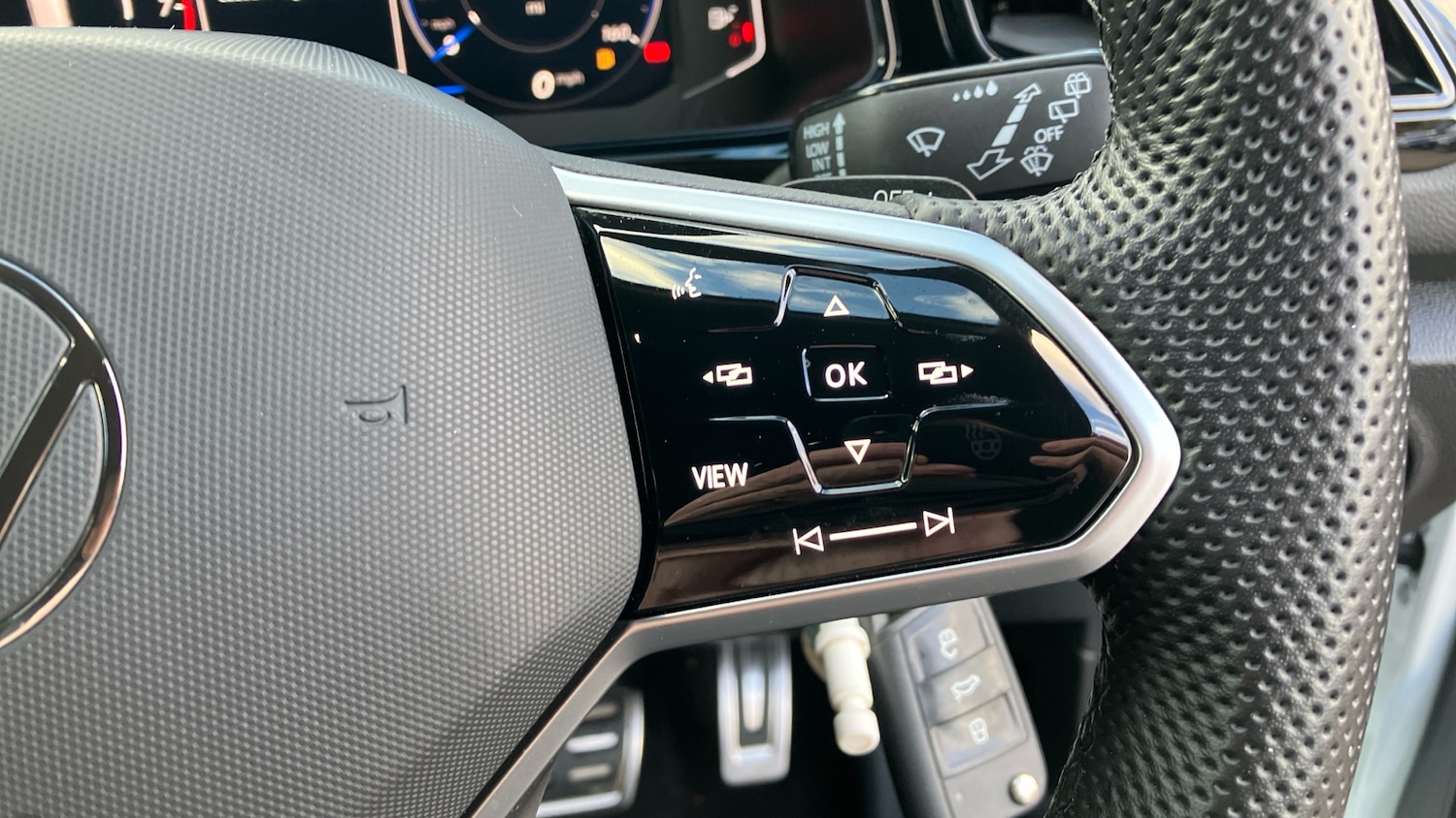 Used Volkswagen T-Roc 2022 for sale - 77023314: Photo 18