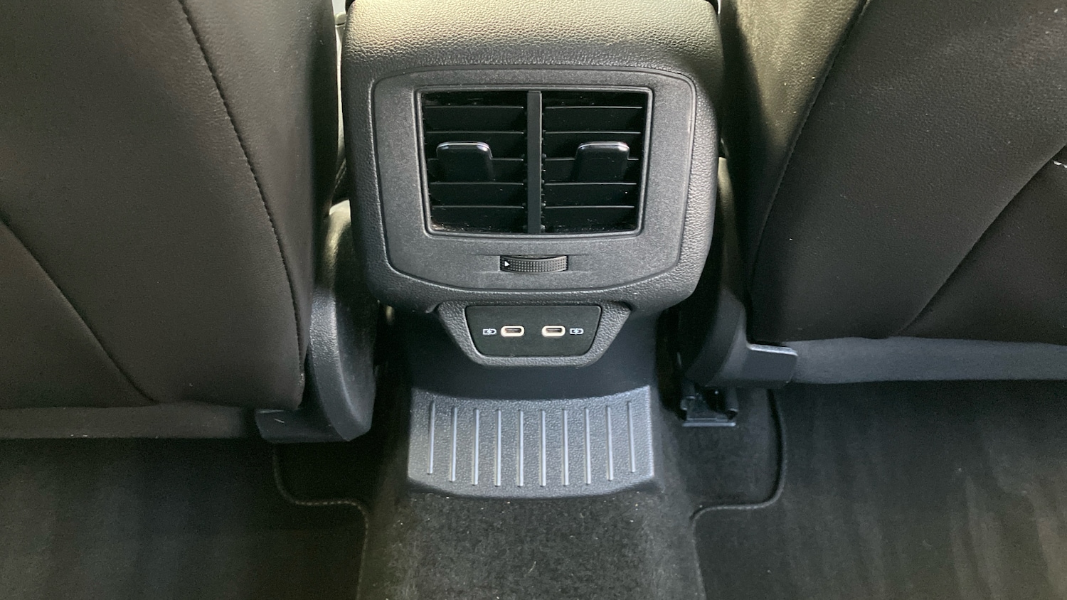 Used Volkswagen T-Roc 2022 for sale - 77023314: Photo 44