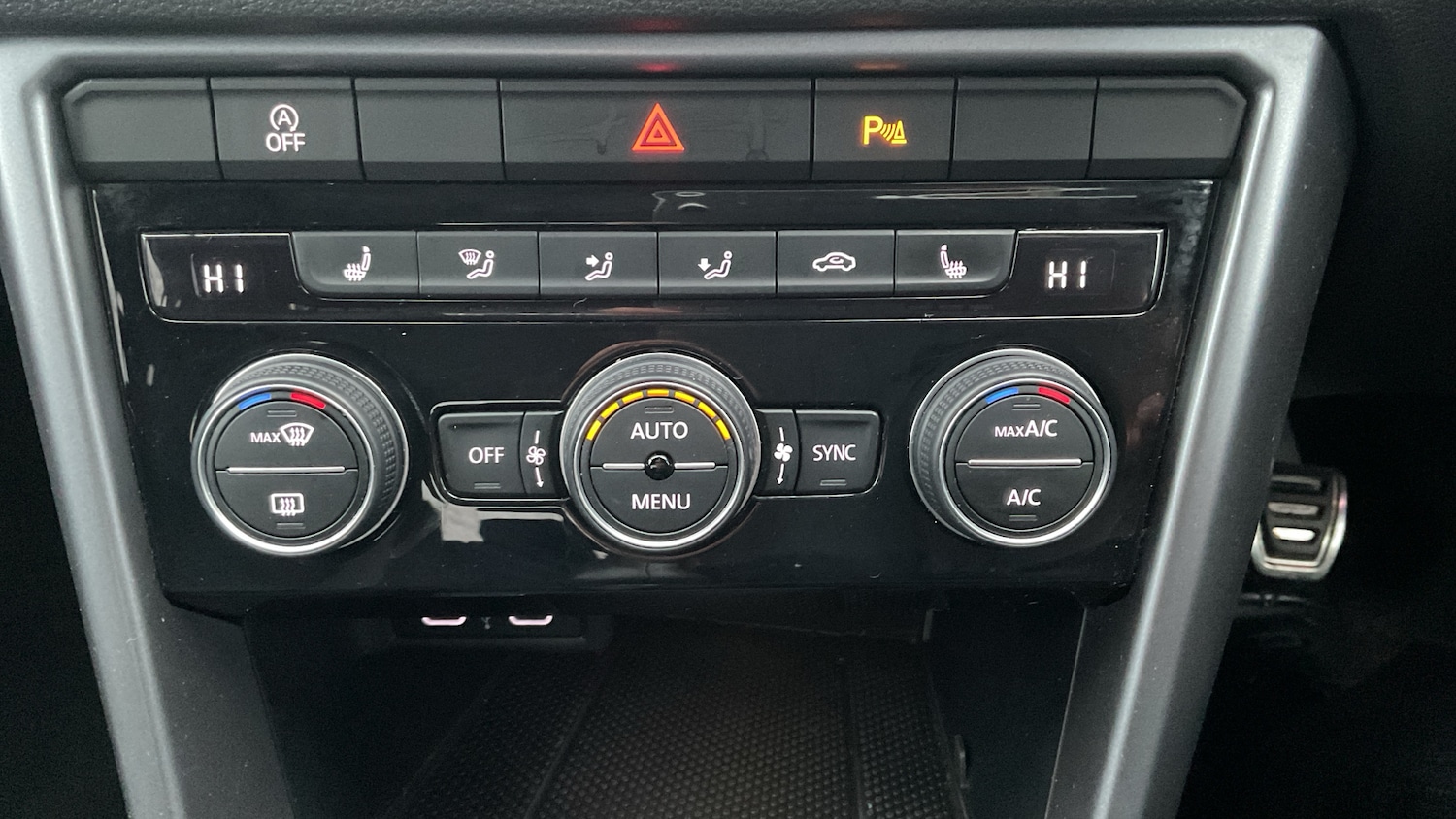 Used Volkswagen T-Roc 2022 for sale - 77803053: Photo 13