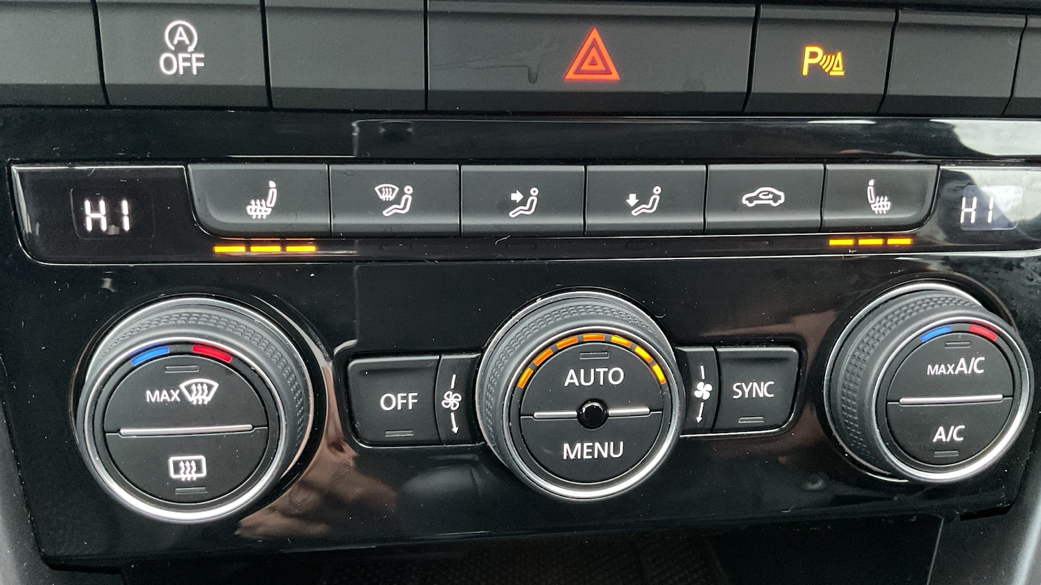 Used Volkswagen T-Roc 2022 for sale - 77803053: Photo 31