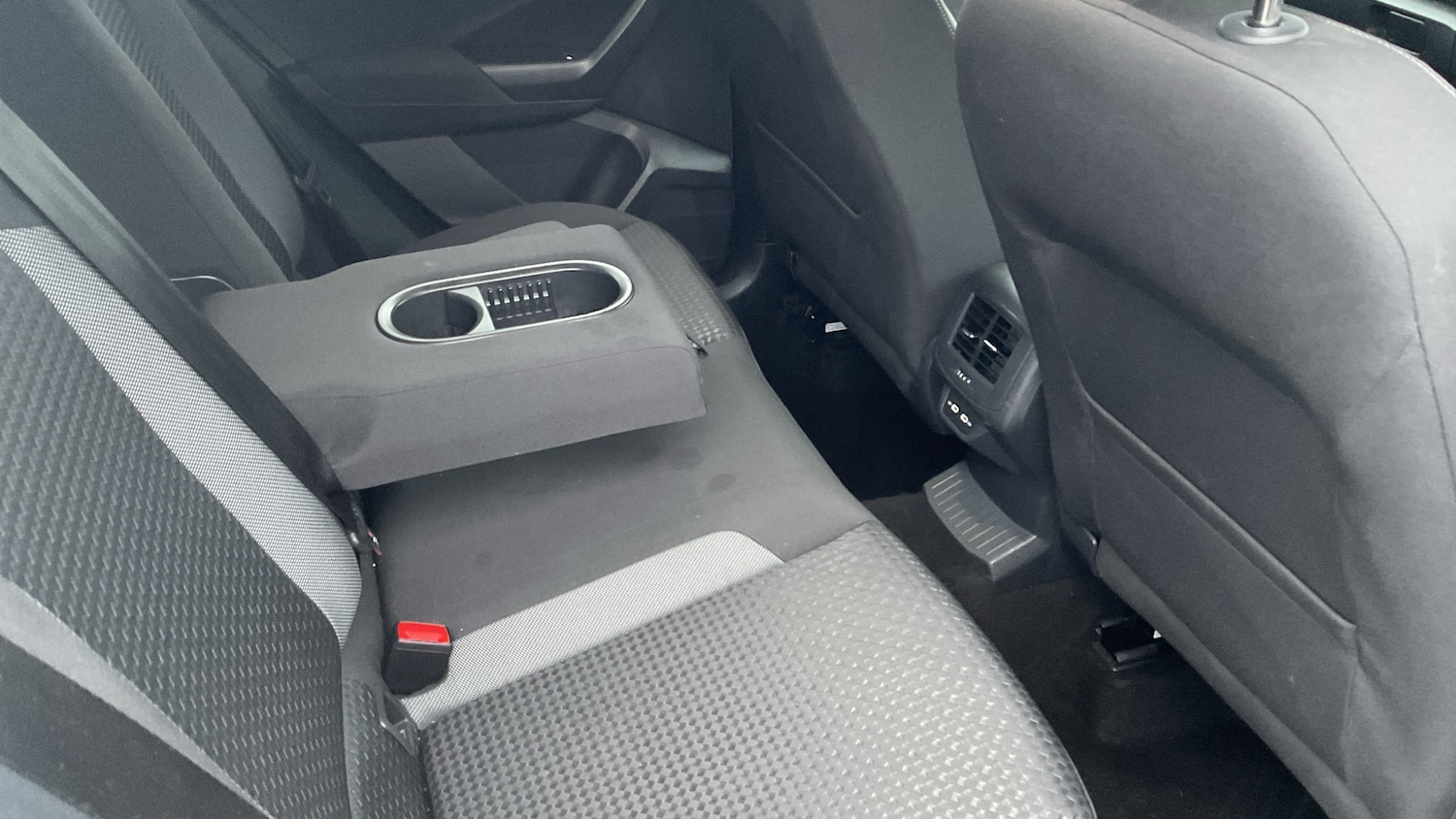 Used Volkswagen T-Roc 2022 for sale - 77803053: Photo 37