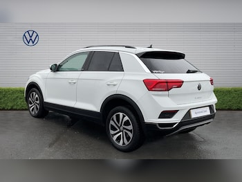 Used Volkswagen T-Roc 2022 for sale - 77803053: Photo