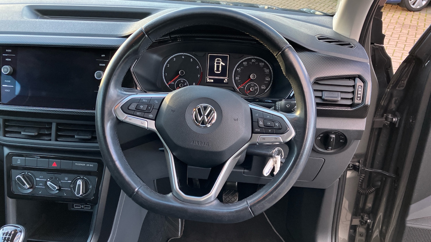 Used Volkswagen T-Cross 2019 for sale - 76694771: Photo 10