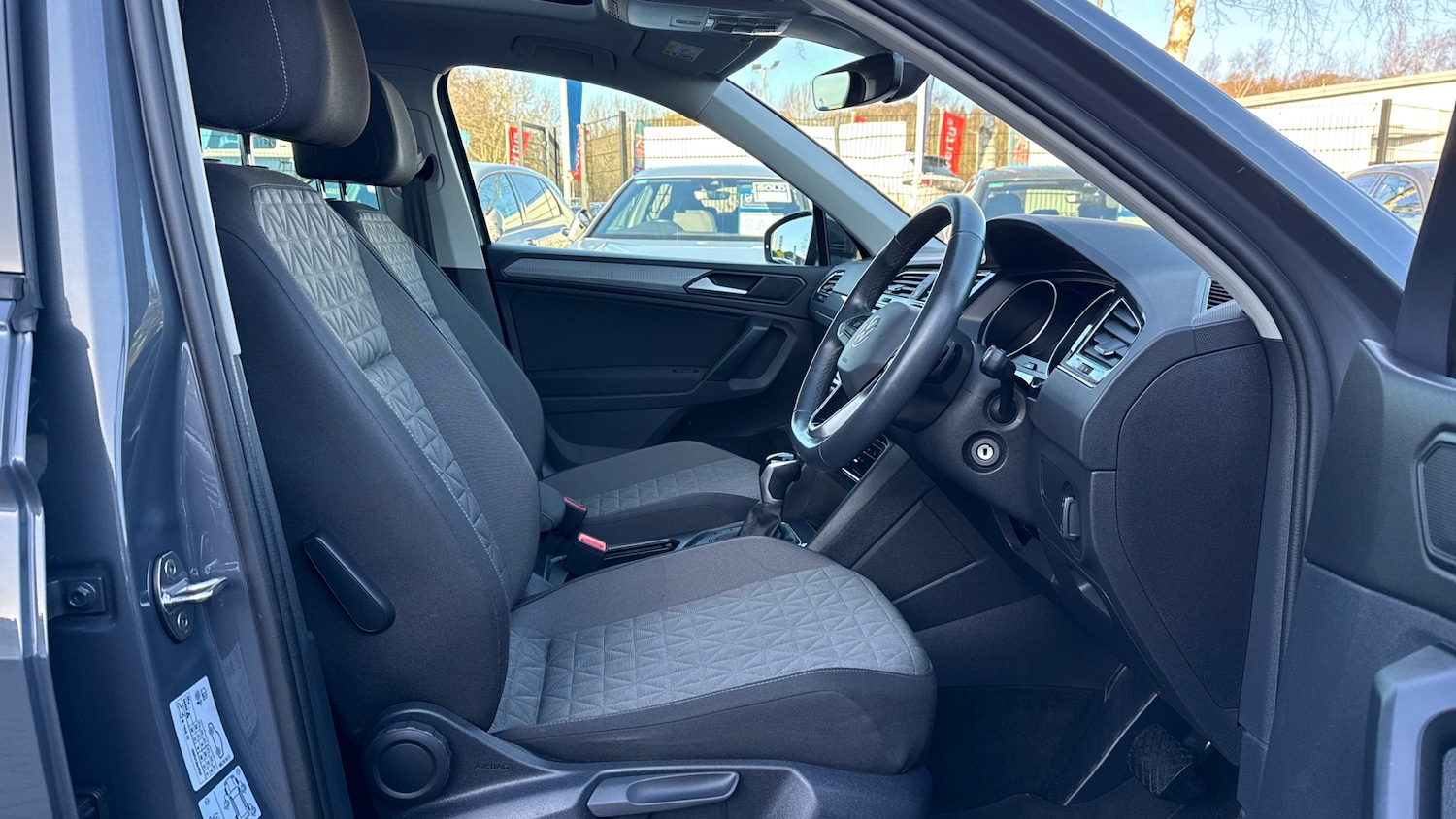 Used Volkswagen Tiguan 2023 for sale - 77261334: Photo 15