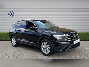 Used Volkswagen Tiguan Allspace 2023 for sale - 79583702: Photo