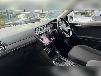 Used Volkswagen Tiguan Allspace 2023 for sale - 79583702: Photo