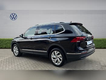 Used Volkswagen Tiguan Allspace 2023 for sale - 79583702: Photo