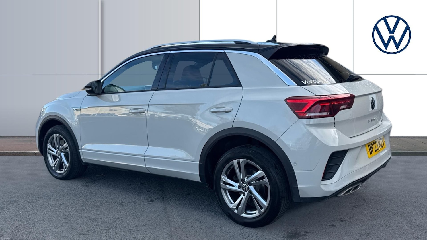 Used Volkswagen T-Roc 2023 for sale - 77128091: Photo 3