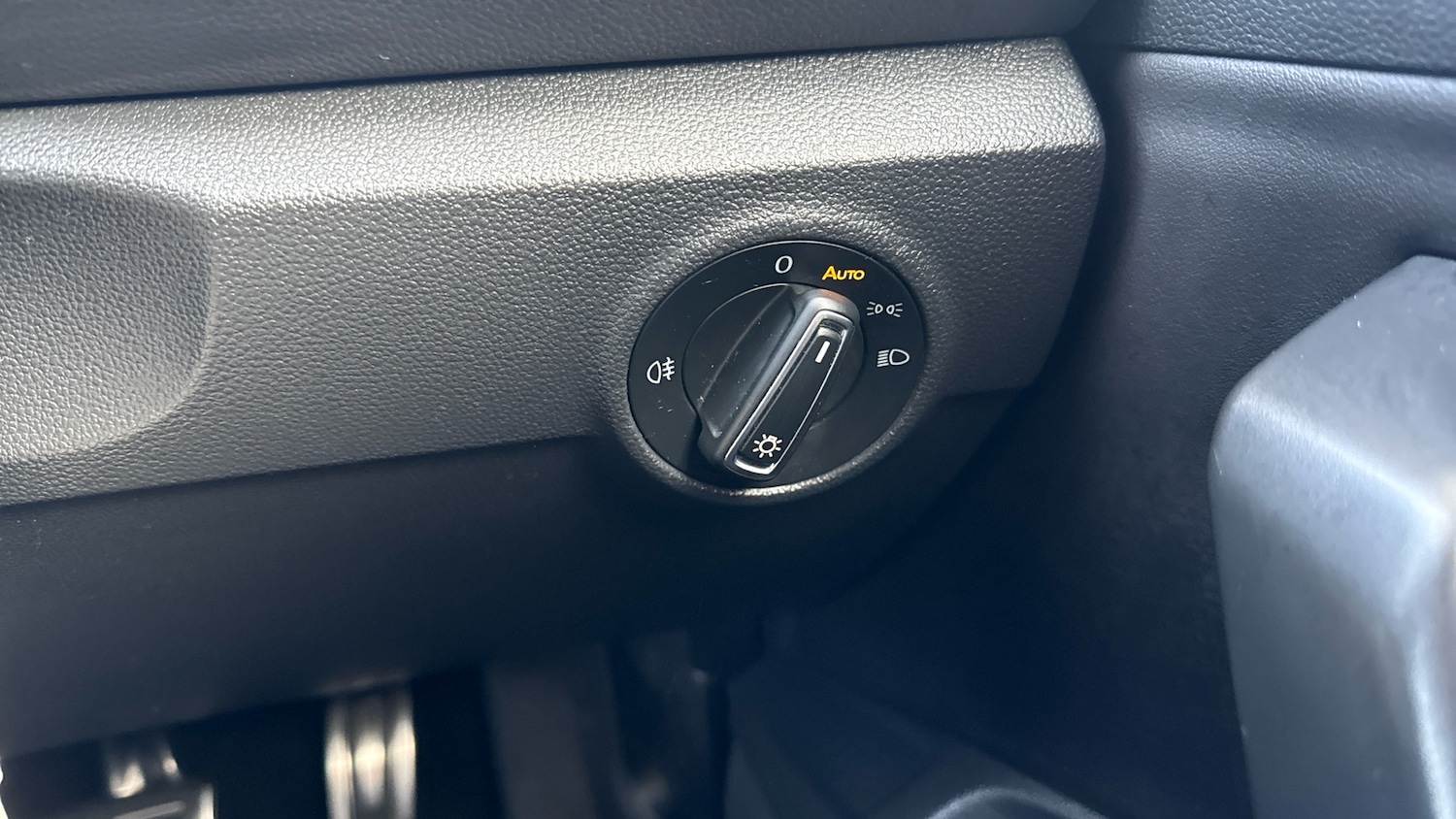 Used Volkswagen T-Roc 2023 for sale - 77128091: Photo 34