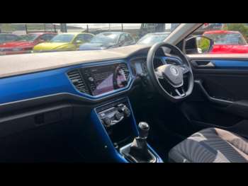 Used Volkswagen T-Roc 2021 for sale - 75192110: Photo