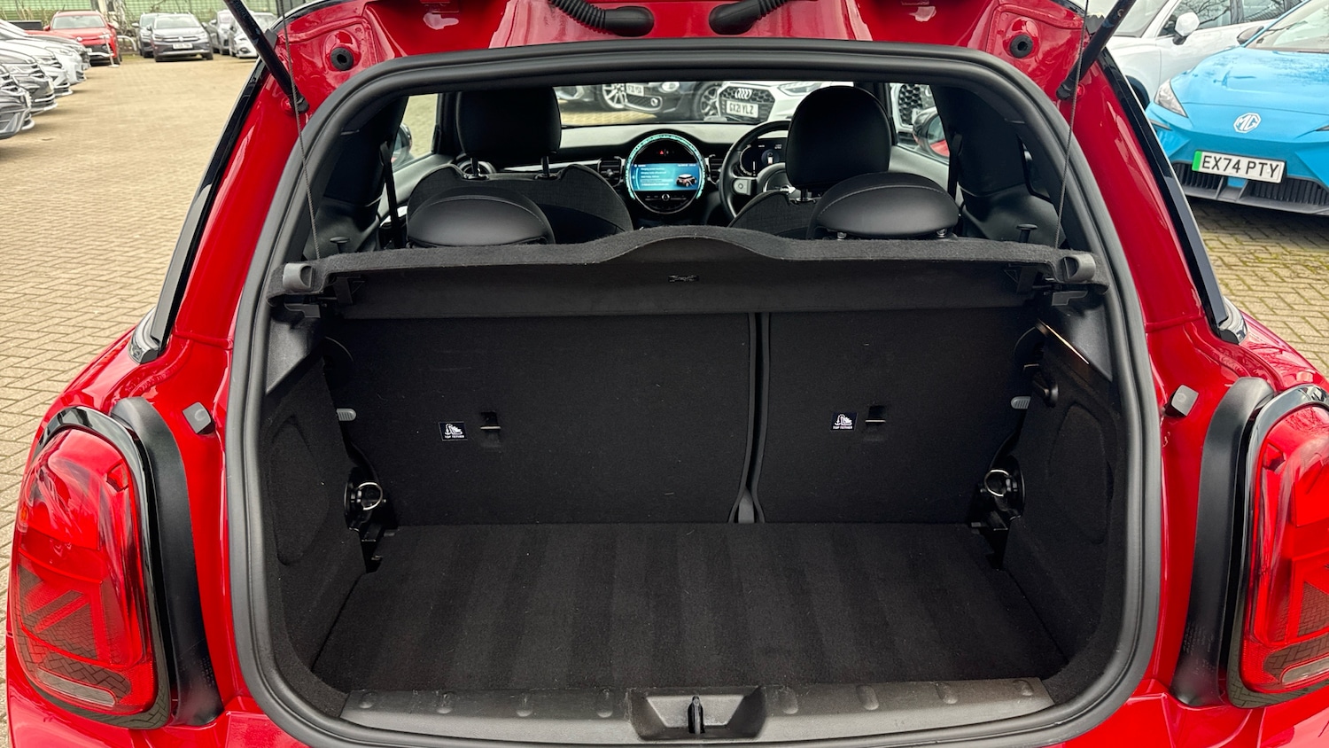 Used MINI Hatch 2021 for sale - 78064330: Photo 4