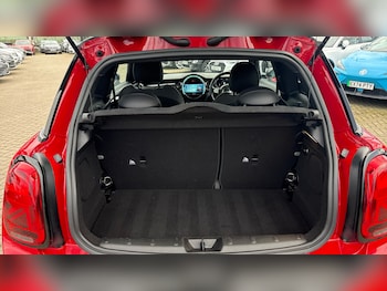 Used MINI Hatch 2021 for sale - 78064330: Photo