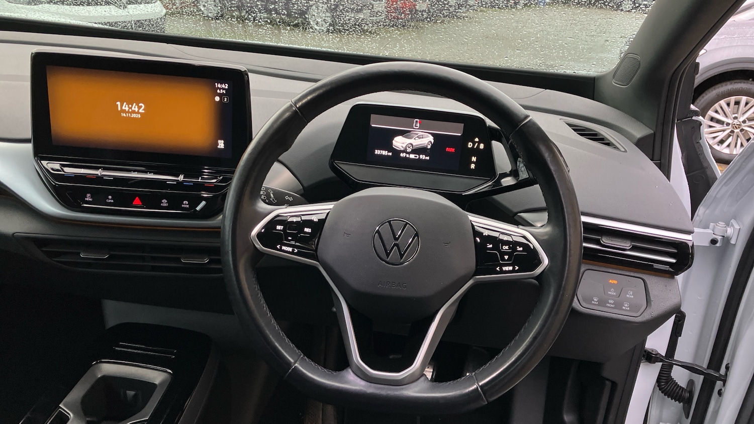 Used Volkswagen ID.4 2022 for sale - 76568351: Photo 10