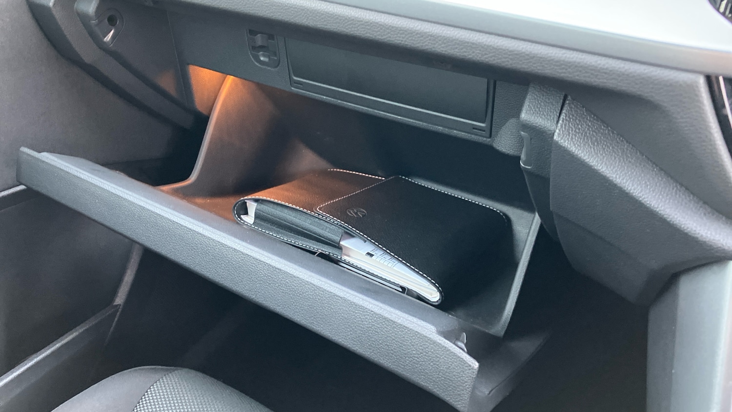 Used Volkswagen T-Roc 2022 for sale - 76507254: Photo 26