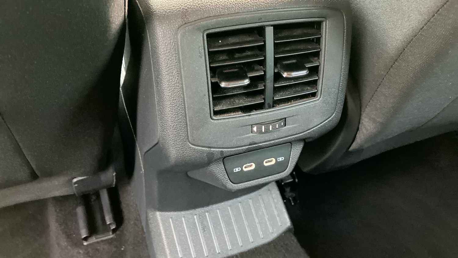 Used Volkswagen T-Roc 2022 for sale - 76507254: Photo 38