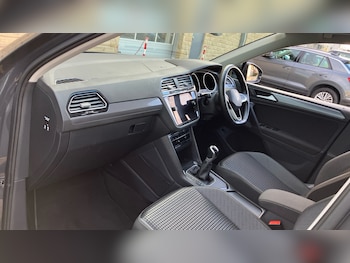 Used Volkswagen Tiguan 2022 for sale - 76374284: Photo