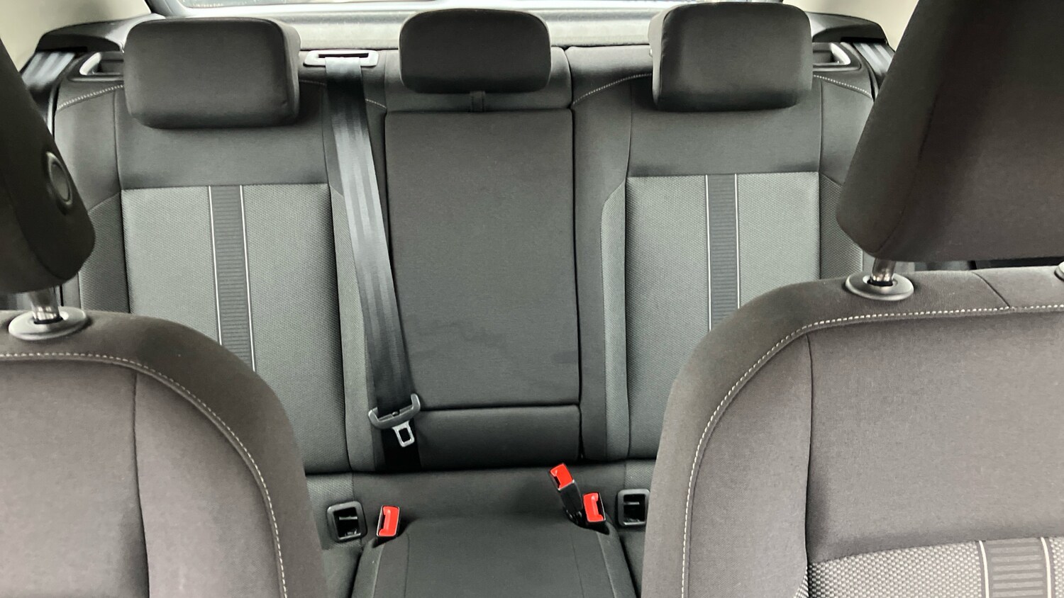 Used Volkswagen T-Roc 2022 for sale - 76263173: Photo 16