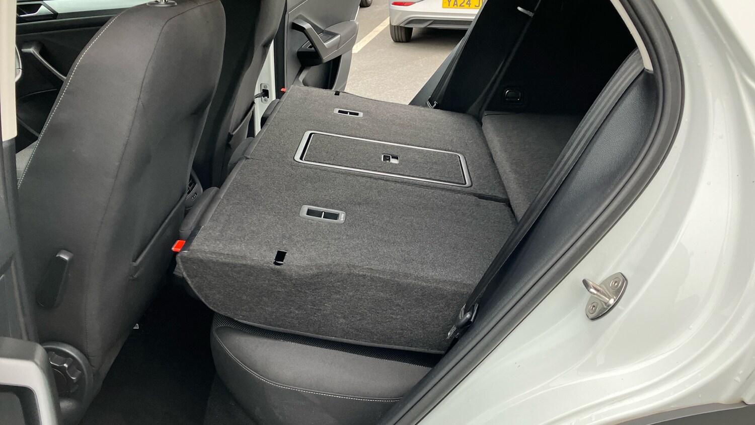 Used Volkswagen T-Roc 2022 for sale - 76263173: Photo 34