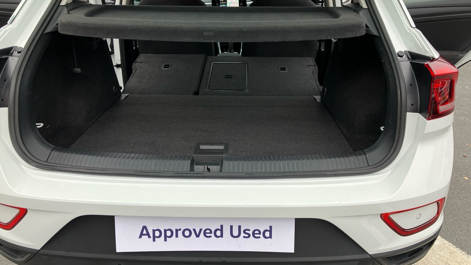 Used Volkswagen T-Roc 2022 for sale - 76263173: Photo 35