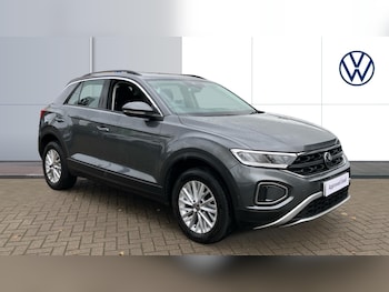 Used Volkswagen T-Roc 2022 for sale - 76566165: Photo