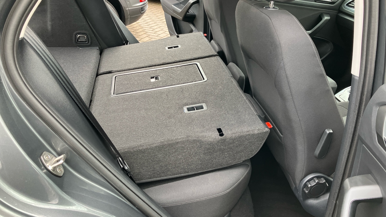 Used Volkswagen T-Roc 2022 for sale - 76566165: Photo 37