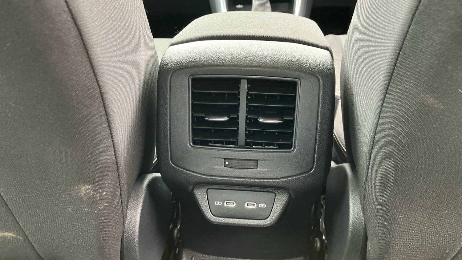 Used Volkswagen T-Roc 2022 for sale - 76566165: Photo 40