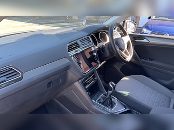 Used Volkswagen Tiguan 2021 for sale - 78532066: Photo