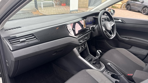 Used Volkswagen Polo 2023 for sale - 76219081: Photo 2