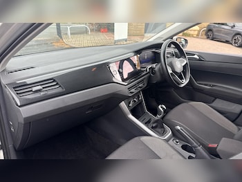 Used Volkswagen Polo 2023 for sale - 76219081: Photo 2
