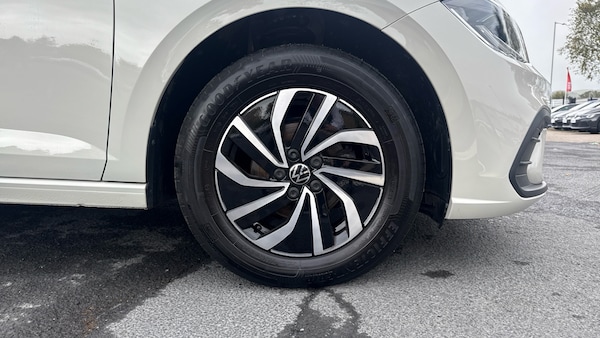 Used Volkswagen Polo 2023 for sale - 76219081: Photo 5
