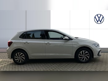 Used Volkswagen Polo 2023 for sale - 76490297: Photo