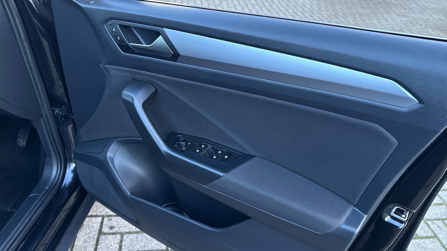 Used Volkswagen T-Roc 2025 for sale - 77370500: Photo 19