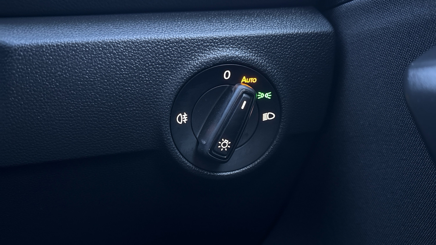 Used Volkswagen T-Roc 2025 for sale - 77370500: Photo 21