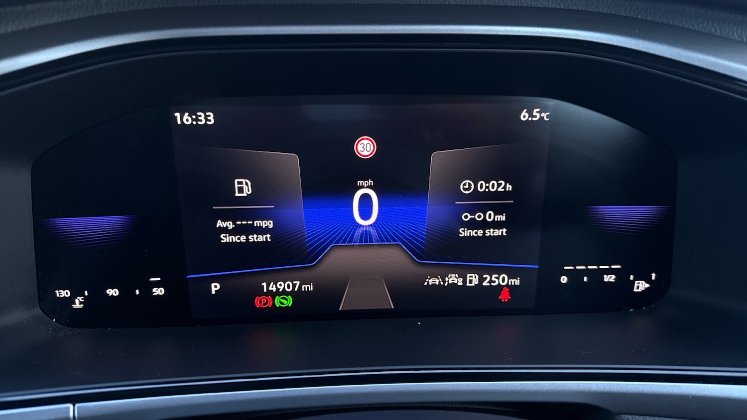 Used Volkswagen T-Roc 2025 for sale - 77370500: Photo 23