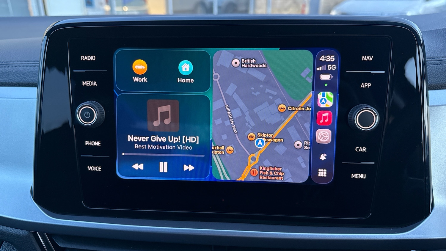 Used Volkswagen T-Roc 2025 for sale - 77370500: Photo 30