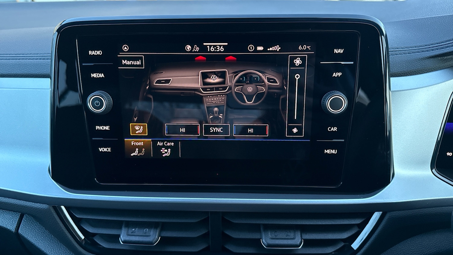 Used Volkswagen T-Roc 2025 for sale - 77370500: Photo 40