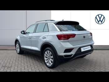 Used Volkswagen T-Roc 2020 for sale - 74769531: Photo