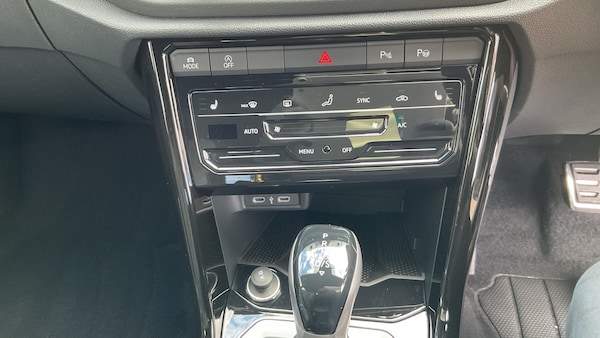 Used Volkswagen T-Roc 2025 for sale - 76075769: Photo 26