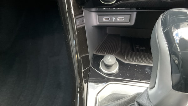 Used Volkswagen T-Roc 2025 for sale - 76075769: Photo 27