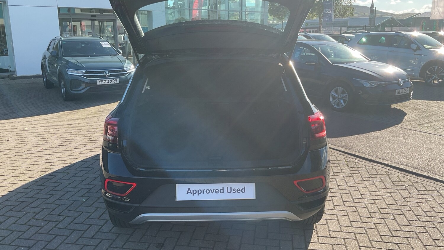 Used Volkswagen T-Roc 2022 for sale - 76063691: Photo 20